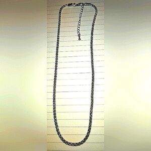 Silvertone Fashion Chain